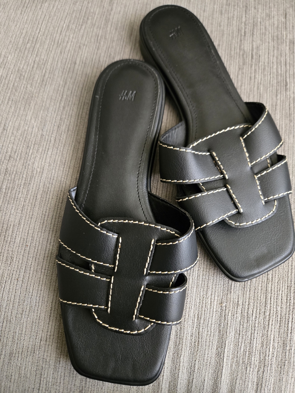 H&M Black Slide Sandals with Cream Contrast Stitching